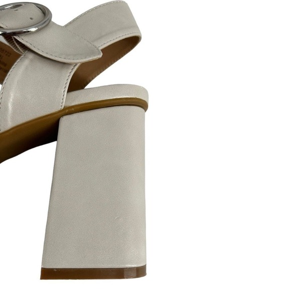 Journee Collection Womens Akeely Foam Mid Heel Platform Sandals Sz 9.5 Note Flaw - Picture 8 of 16